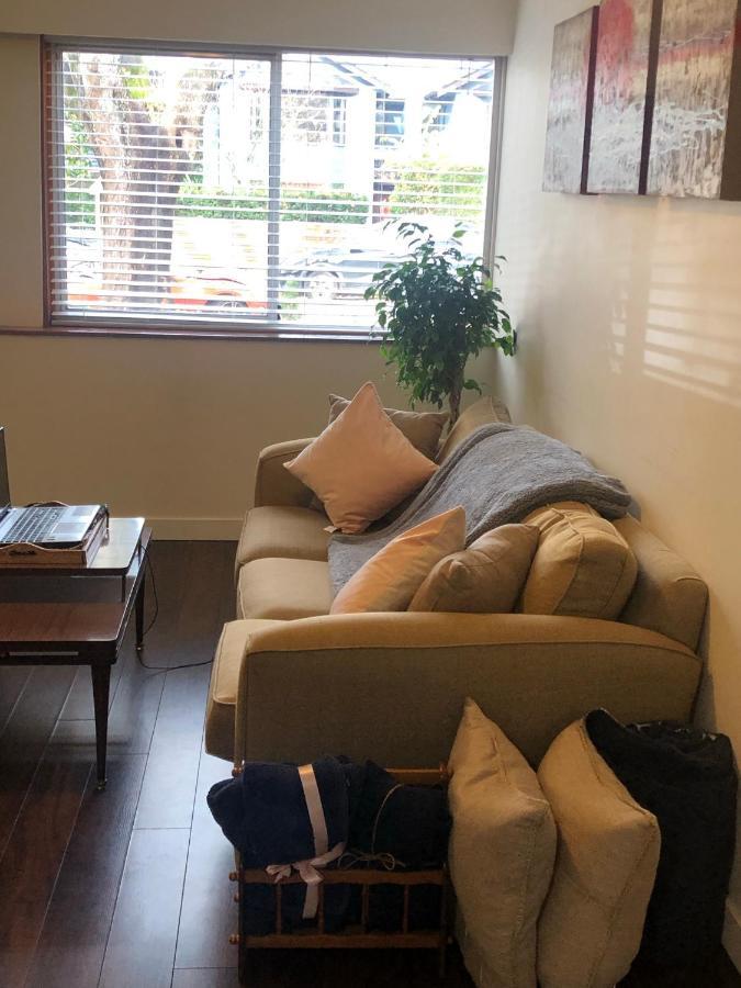 Quiet-Comfy 3 Bedroom Home On A Tree Lined Street In Kits Βανκούβερ Εξωτερικό φωτογραφία