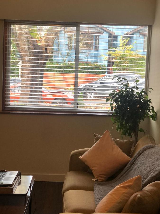 Quiet-Comfy 3 Bedroom Home On A Tree Lined Street In Kits Βανκούβερ Εξωτερικό φωτογραφία